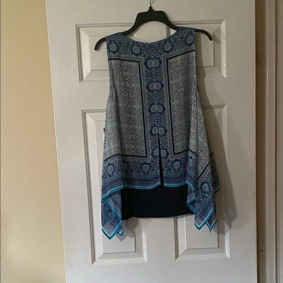 Top - Picture 3 of 5